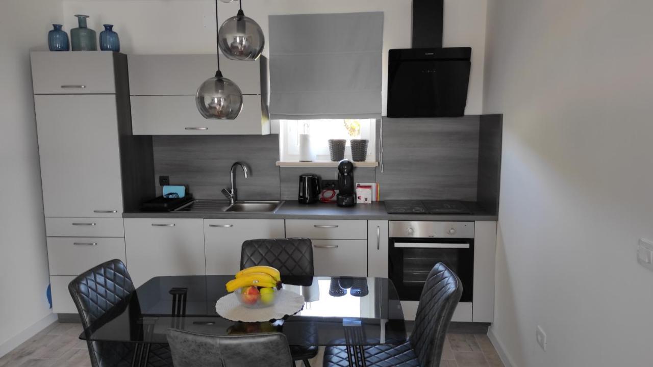 New Apartment Vivano V I D With Amazing View Zambratija  Ngoại thất bức ảnh