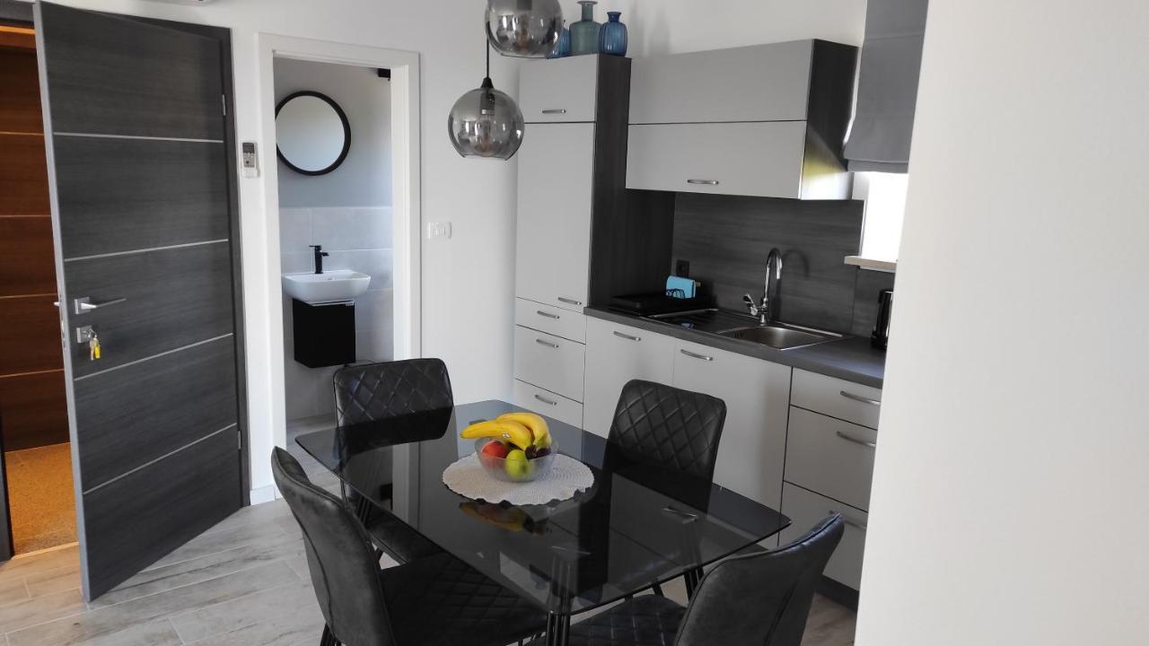 New Apartment Vivano V I D With Amazing View Zambratija  Ngoại thất bức ảnh