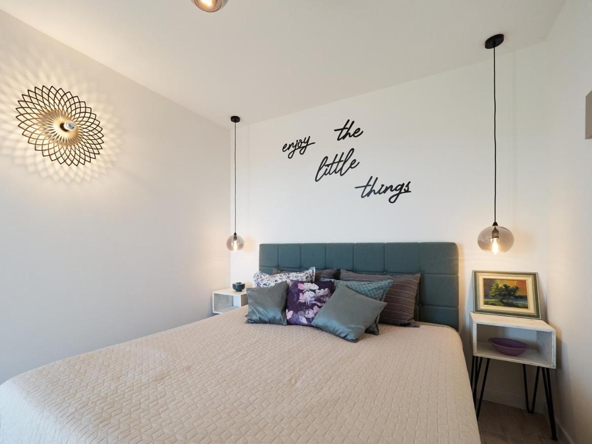 New Apartment Vivano V I D With Amazing View Zambratija  Ngoại thất bức ảnh