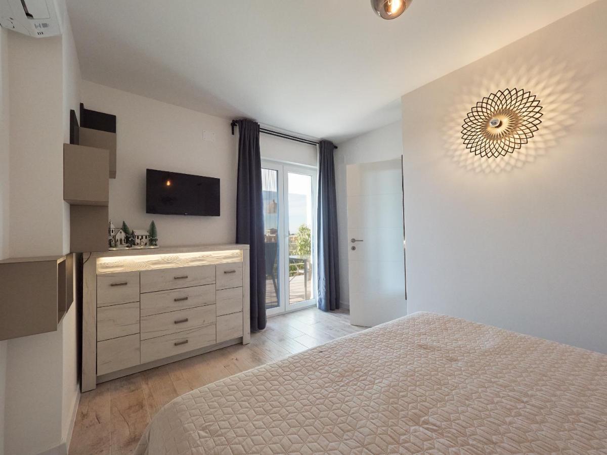 New Apartment Vivano V I D With Amazing View Zambratija  Ngoại thất bức ảnh